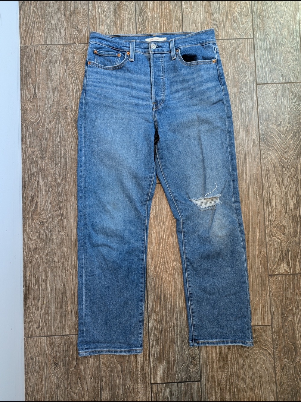 Levi's Wedgie Straight Jean Size 30 X 27 Stretch Button Fly High Rise